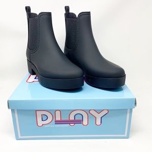 Jeffrey Campbell Hydra Waterproof Chelsea Boot - like NEW